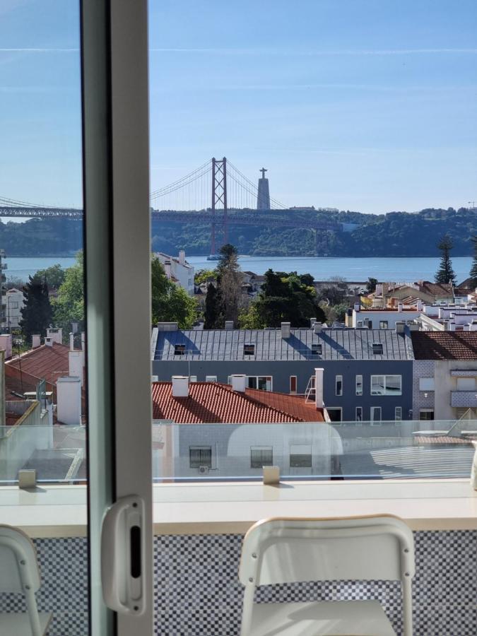 Tejo River View Apartment Nearby Belem Lisbon Bagian luar foto